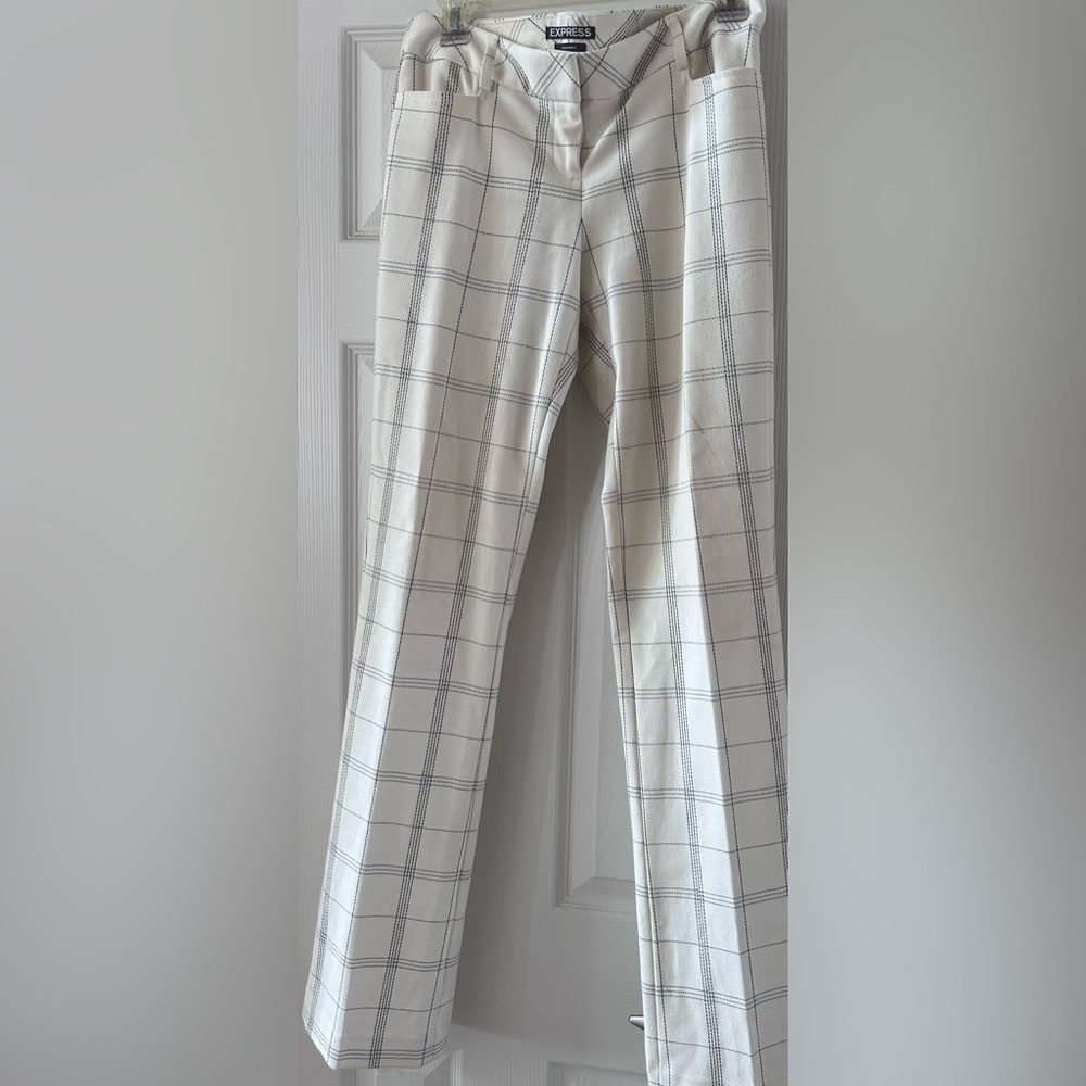 Express Columnist Pants. Size 2r. - image 1